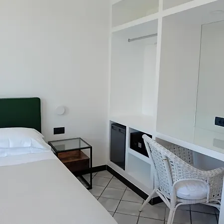Paradiso Hotel