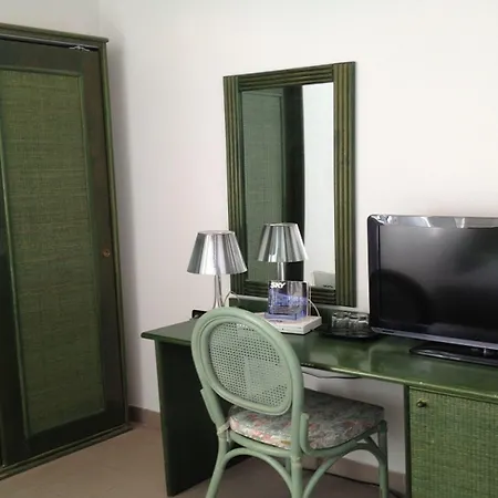 Szálloda Paradiso 3*