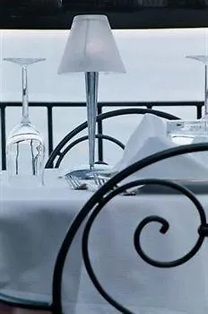 Paradiso Szálloda 3*